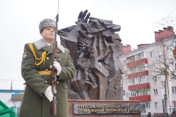 Никто не забыт, ничто не забыто: в городе над Сожем почтили память узников фашистских концлагерей