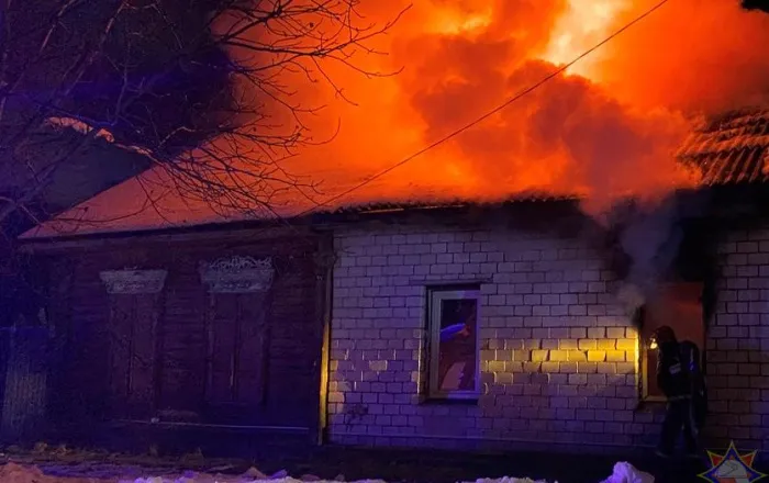 Пожарный извещатель спас жизни супругов на пожаре в Гомеле