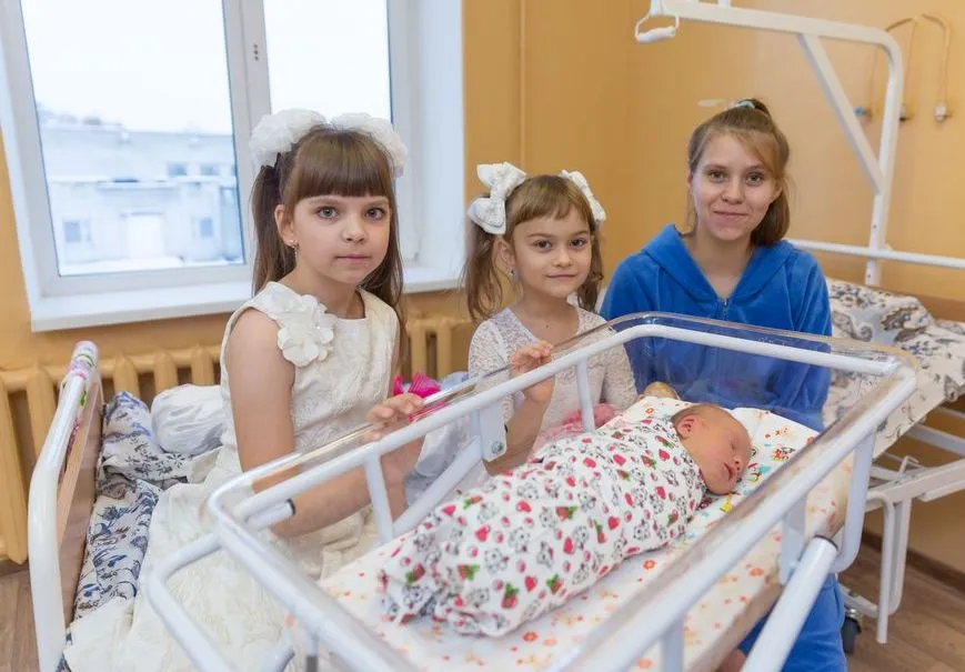 В Лельчицах после капитального ремонта открылся родильный дом