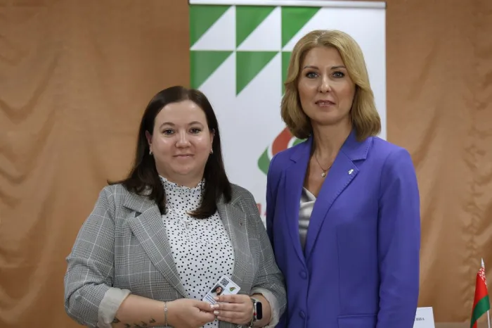 Председатель Белорусской партии «Белая Русь» Ольга Чемоданова провела в Корме встречу с активом районных отделений партии
