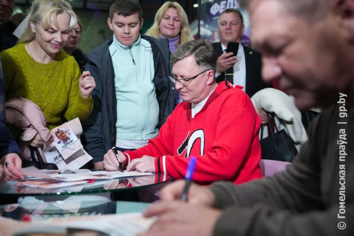 Про легенду. В кинотеатре имени Калинина и во всей области презентовали новый российский художественный фильм «Федя. Народный футболист»