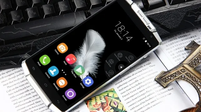 Oukitel презентует телефон с самой емкой батареей