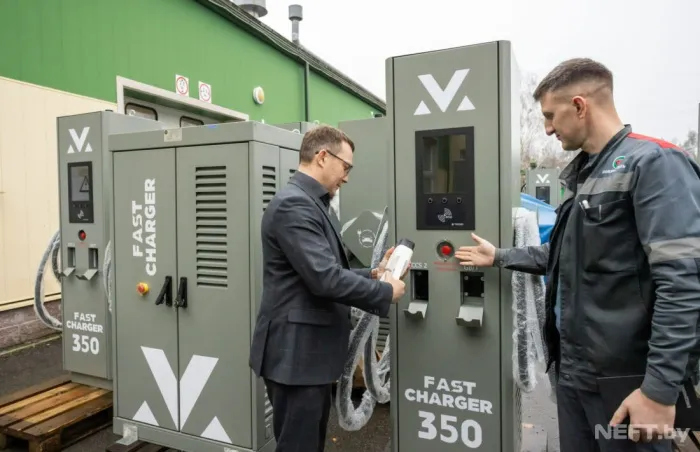 В «Белоруснефти» развернули собственное производство электрозарядных станций