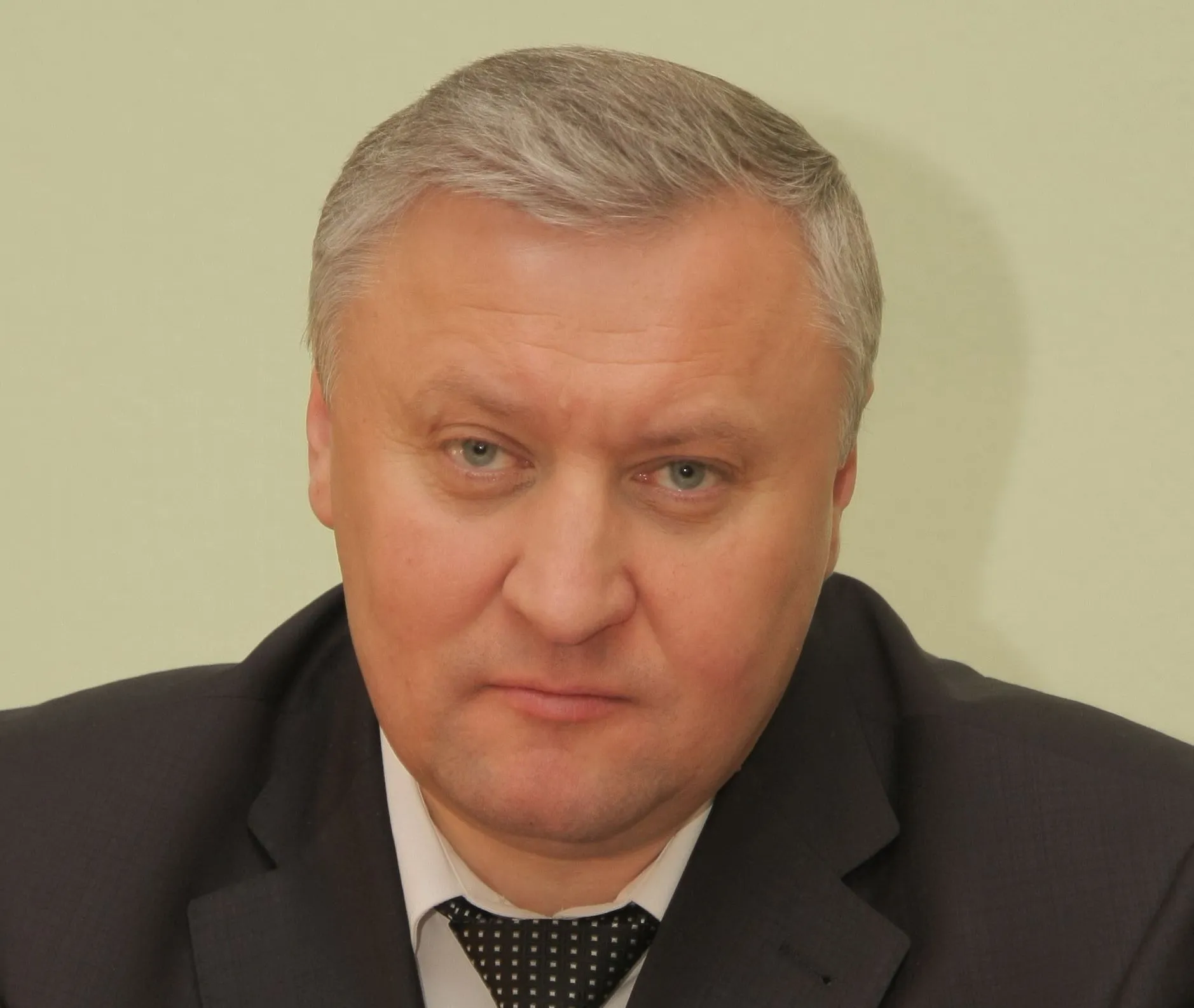 Состоялась прямая телефонная линия губернатора Владимира Дворника