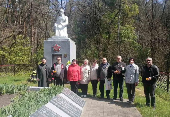 Родственники погибшего в годы Великой Отечественной войны солдата побывали в Озаричах
