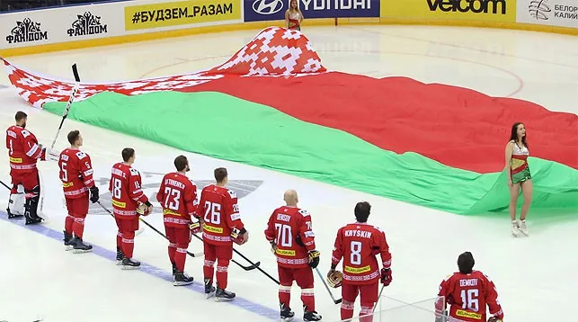 Тренерский штаб сборной Беларуси по хоккею назвал список игроков на апрельский сбор к ЧМ в первом дивизионе