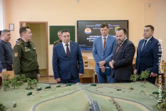 Белорусский государственный университет транспорта посетил помощник Президента – инспектор по Гомельской области Юрий Горлов
