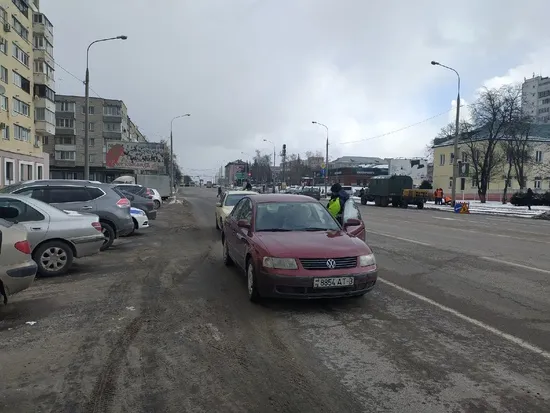 В Гомеле по улице Советской по камерам наружного наблюдения проверяют, как водители соблюдают ПДД 