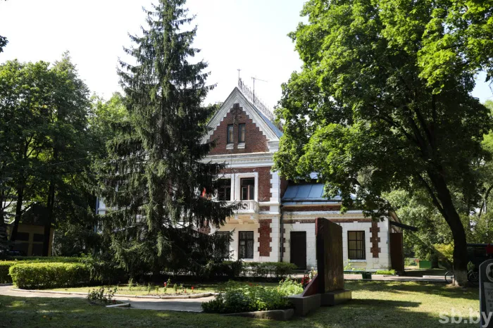 Фотофакт. Усадьба Козел-Поклевских в Гомельской области