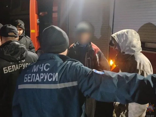 В Жлобинском районе мужчина заблудился в лесу
