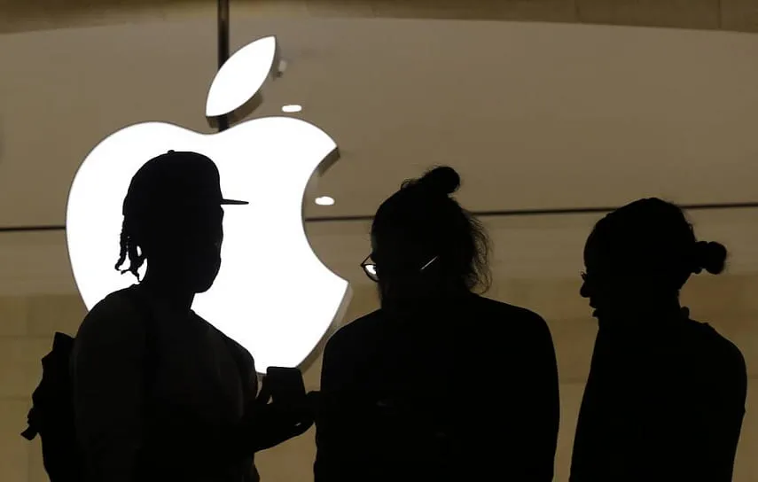 Apple запатентовала устройство с гибким экраном