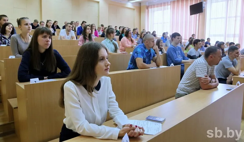 В Беларуси стартует ЦТ в резервные дни