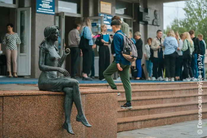 Абитуриенты Гомельщины сдали ЦТ по белорусскому языку