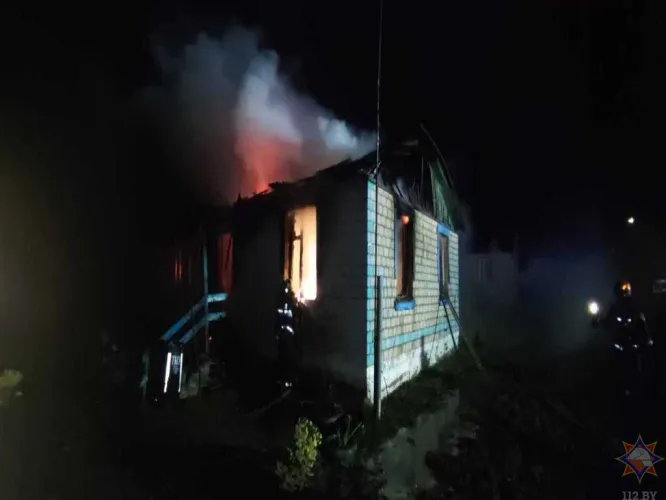 В Наровлянском районе на пожаре в жилом доме погибла пенсионерка