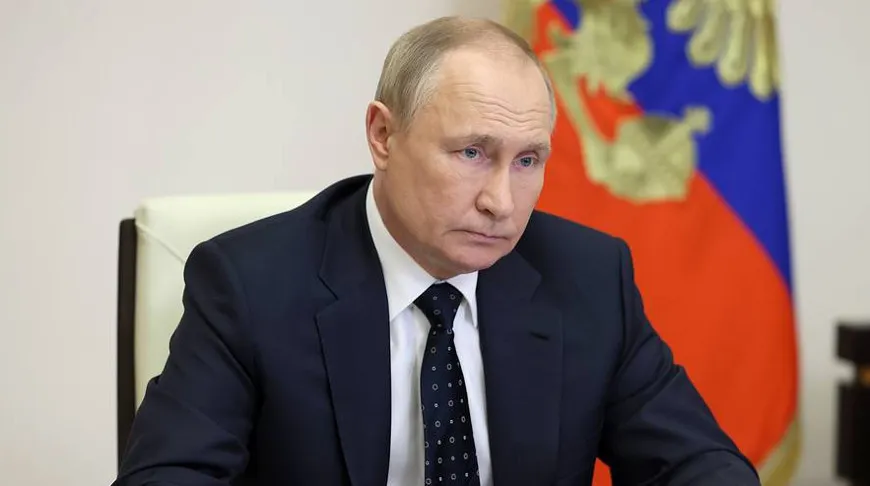 Путин: самый простой способ доставить зерно из Украины - через Беларусь, но тогда нужно снять санкции с Минска