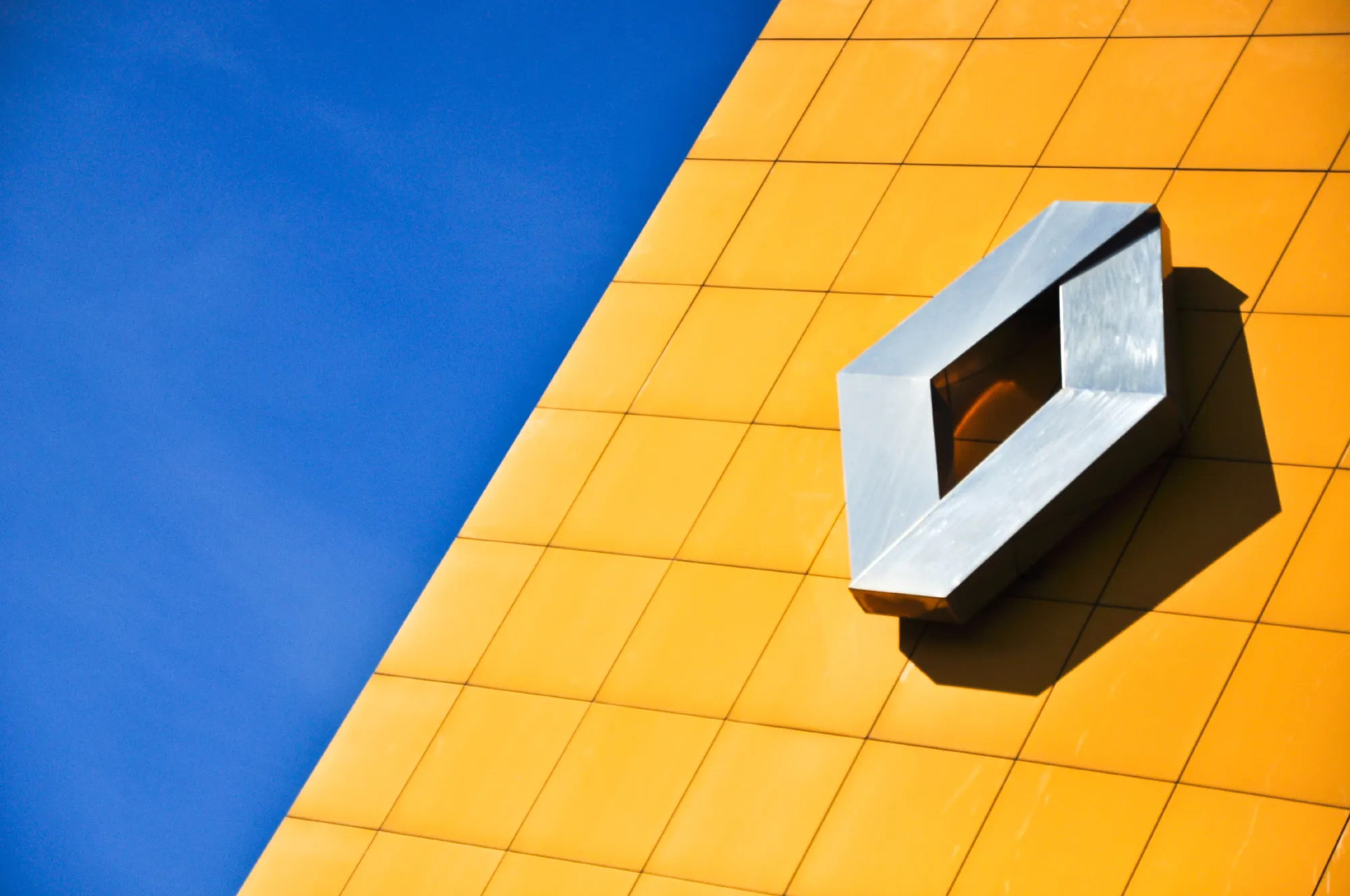 С начала марта владельцы Renault могут воспользоваться выгодой до 60% на запчасти и Сервис