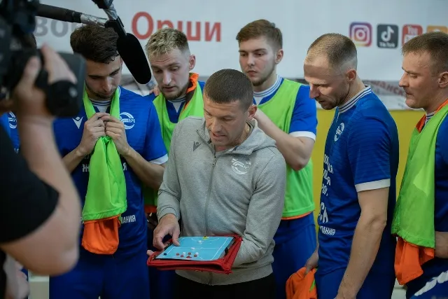 Гомельская БЧ сократила отставание от "Витэна" в полуфинальной серии чемпионата Беларуси по мини-футболу 2026
