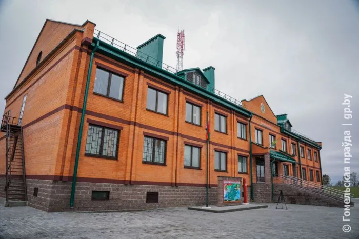 В тридцати километрах от Чернобыля. В Брагинском районе открыли новую погранзаставу 