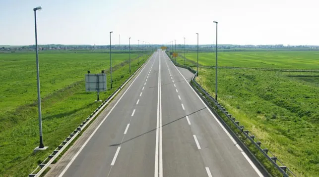 Движение по четырем полосам на трассе М6 будет открыто до конца года