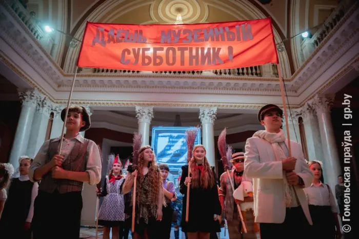 Во Дворце Румянцевых и Паскевичей состоялся творческий «Музейный субботник»