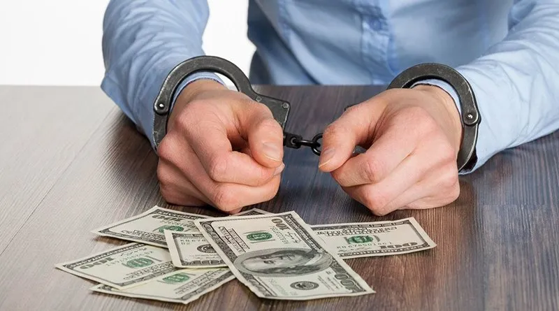 По подозрению в получении взятки задержан руководитель строительной организации Светлогорска