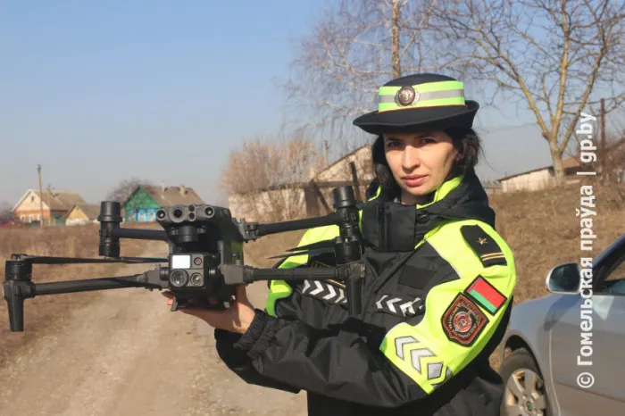 Сотрудники ГАИ Гомельщины запустили в небо беспилотник для выявления нарушителей
