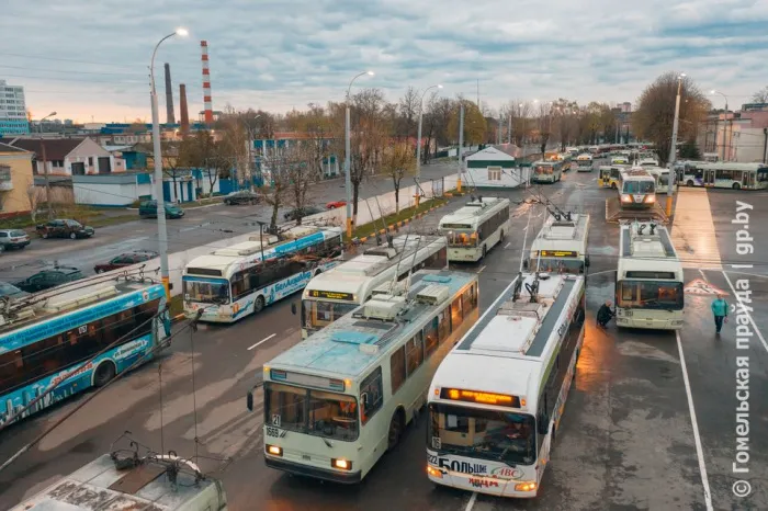 В Гомеле из-за метели произошли обрывы контактных сетей троллейбусных линий