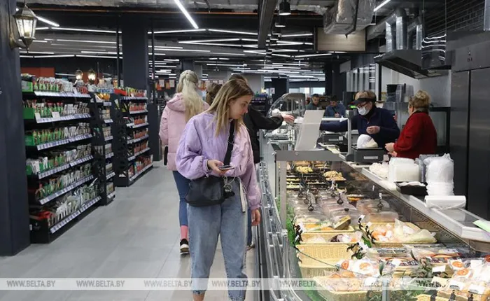 В Беларуси установлено ограничение на продажу частей тушки птицы магазинной разделки