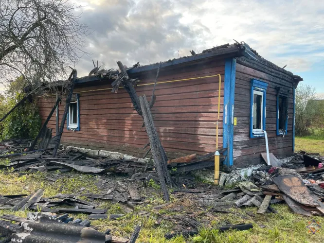 На пожаре в Ельске погибли два человека