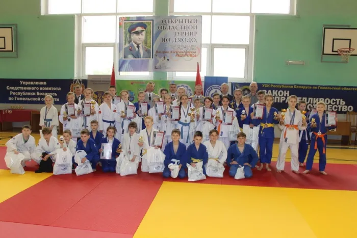 Турнир по дзюдо памяти следователя Валерия Акинчица прошел в Ельске