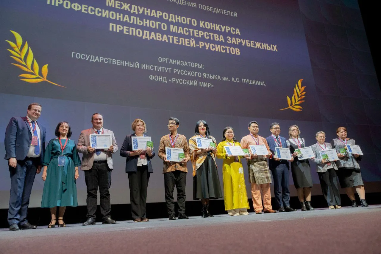 Майя Галицкая из Буда-Кошелева стала победителем международного конкурса профмастерства зарубежных преподавателей-русистов