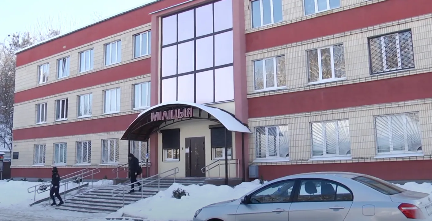 В Мозыре молодой человек преследовал пятиклассницу. Информация через сарафанное радио быстро обросла домыслами