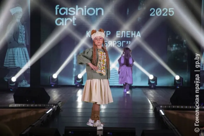 В Гомеле прошел VII открытый областной конкурс дизайнеров «FashionArt-2025»