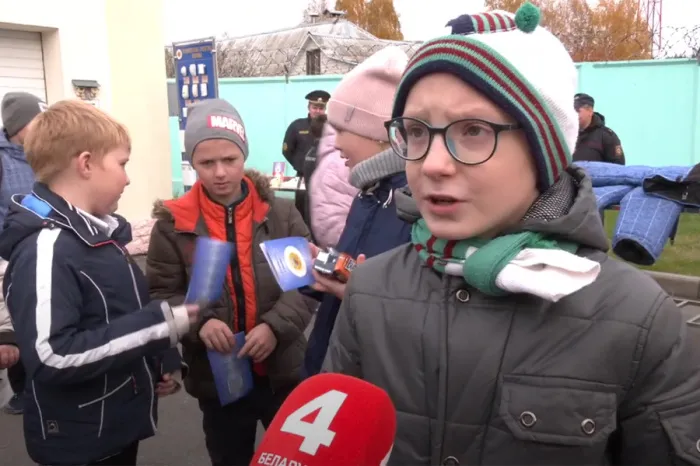 Гомельских школьников во время каникул пригласили в гости сотрудники Департамента охраны