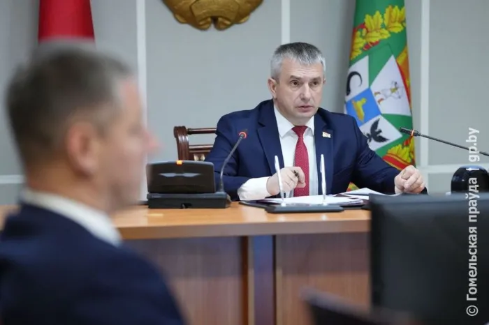 Кадровый день в облисполкоме: в двух районных администрациях Гомеля новые заместители 