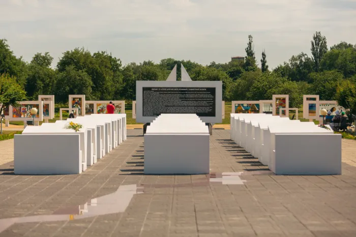 ОАО «Рогачевский МКК» поздравляет ветеранов Великой Отечественной войны, трудовые коллективы, деловых партнеров и жителей Гомельщины с Днем Независимости Республики Беларусь и 80-летием освобождения Республики Беларусь от немецко-фашистских захватчиков!