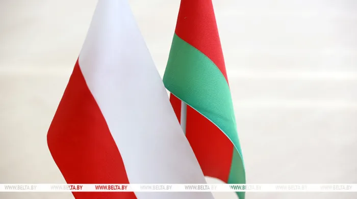 Президент Беларуси Александр Лукашенко от имени всех белорусов и себя лично поздравил народ Польши с Национальным Праздником Независимости