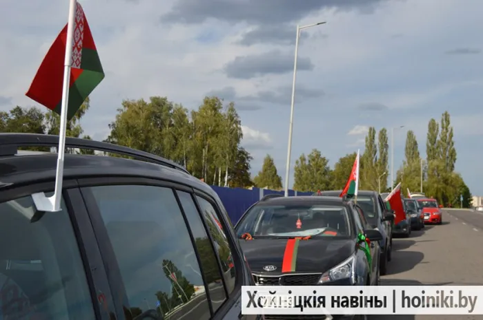 Страна непобедима, когда един народ! Автопробег в честь Дня народного единства объединил хойничан