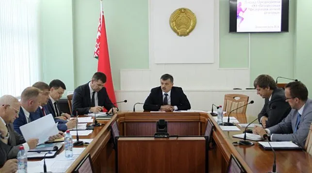 Развитие легкой атлетики требует непрерывной связи с наукой и медициной - Ковальчук 