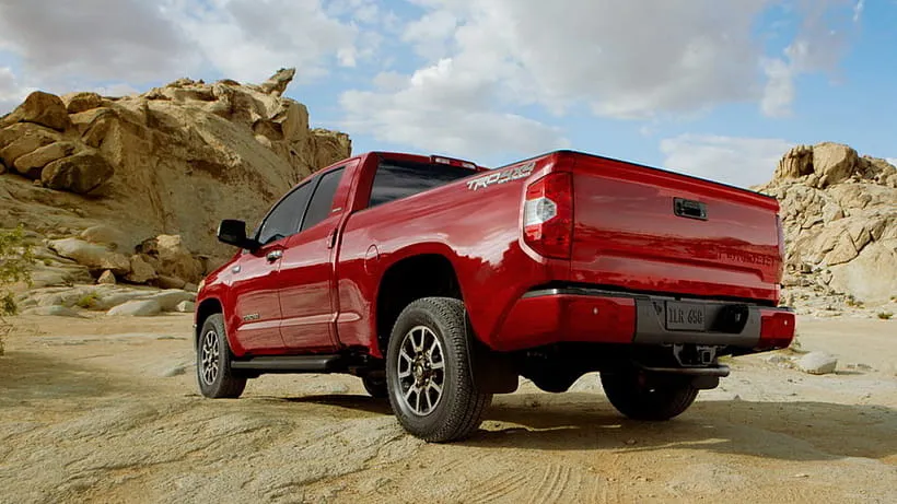 Автомобили смогут мыть себя сами - Toyota запатентовала встроенную мойку