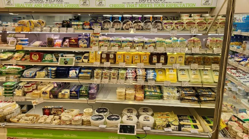 В Токио появился стенд с белорусскими сырами