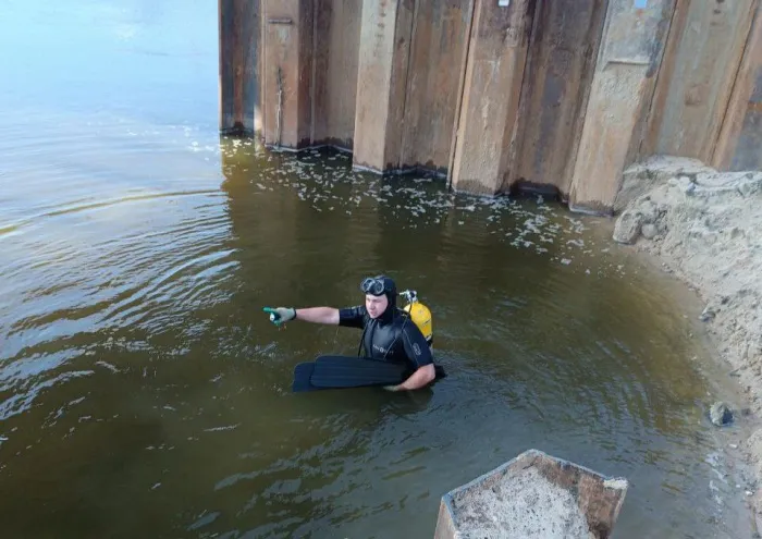Водолазы ОСВОД подготовили дно к строительству моста Ветка-Гомель
