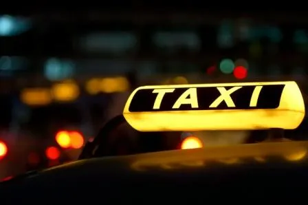 В Светлогорском районе пассажир угнал такси и передал его сотрудникам ГАИ