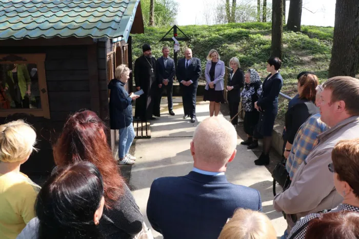 Прильнуть к роднику, построить часовню, подарить детям радость… В Ветковском районе прошел областной обучающий семинар-практикум
