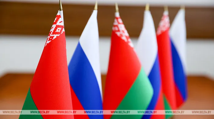 Главы правительств Беларуси и России обсудили реализацию совместных проектов в промышленности и энергетике 