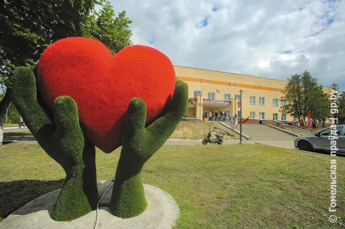 Фоторепортаж из Октябрьской ЦРБ: как медики вдали от крупных городов продолжают заботиться о здоровье сельчан и спасать их жизни