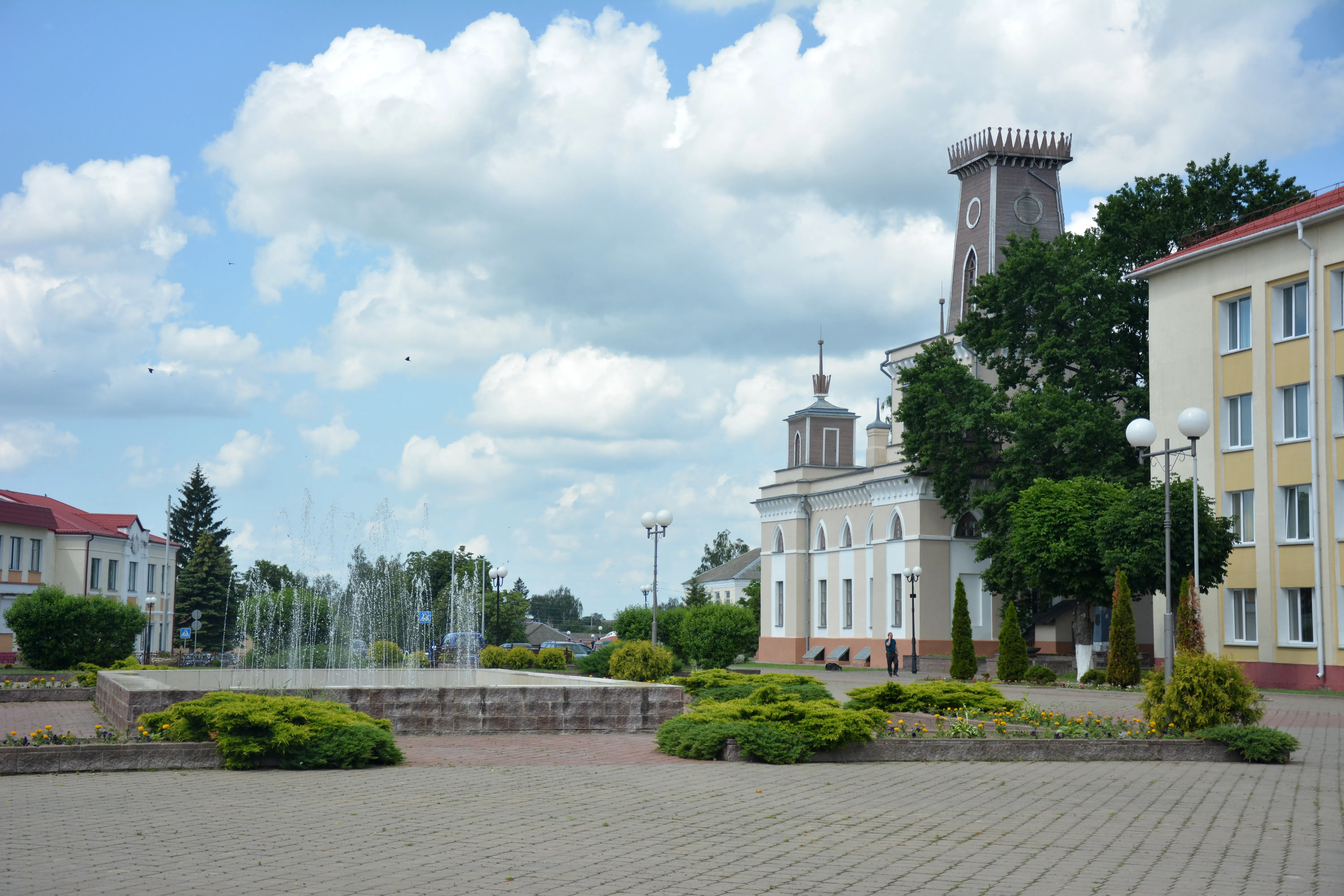 Маленький и уютный Чечерск летом становится еще краше. Фоторепортаж