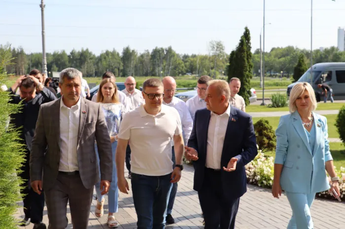 Общие контракты и единая память: визит делегации Челябинской области завершился в Жлобинском районе