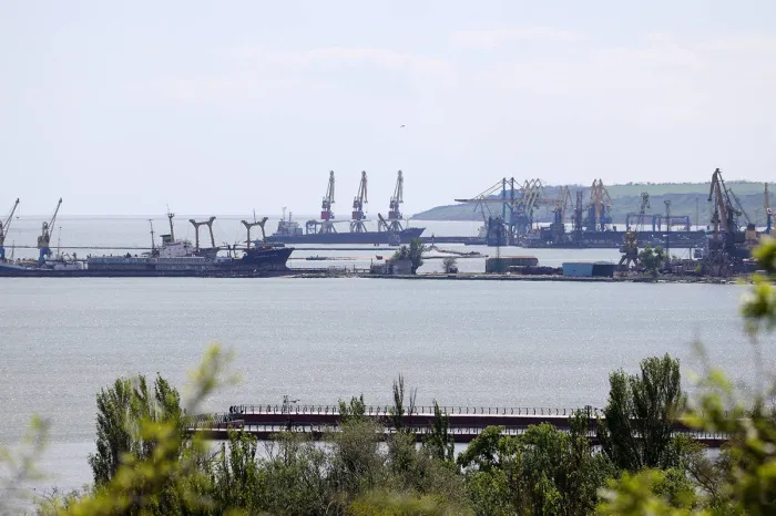 Россия откроет коридор к Черному морю для выхода судов из порта Мариуполя 25 мая