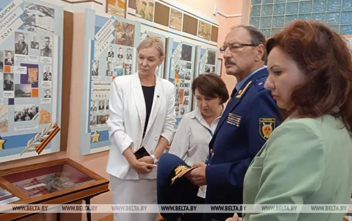 "Важны достойные условия обучения". Стук оценил подготовку одной из гомельских школ к учебному году